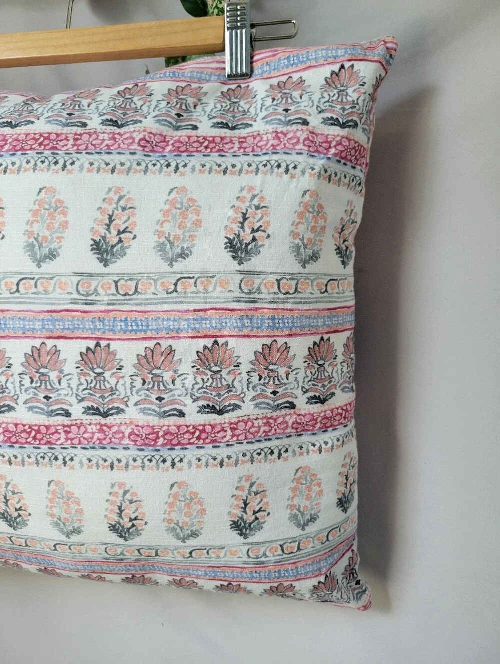 Anthropologie Aurora Accent Throw Pillow 18 x 18